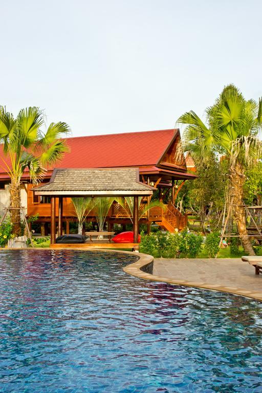 Bueng Bua Thong Resort Ban Huai Yai Экстерьер фото